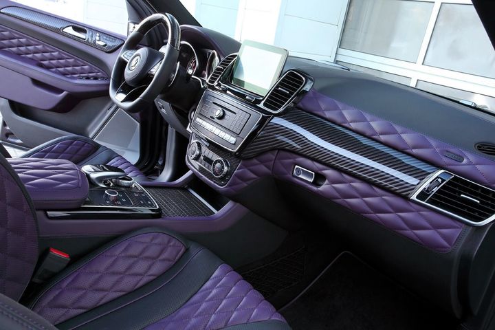 LUXURY VAN