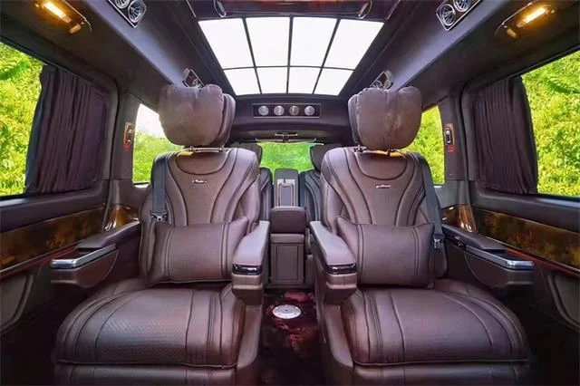 Mercedes-Benz V260L Top Custom Seitsemänpaikkainen Luxury-hyötyauto, Ketti Ev...