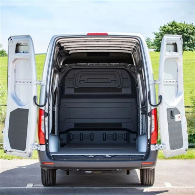 Kuinka paljon tavaratilaa L3 Sprinter pakettiautossa on